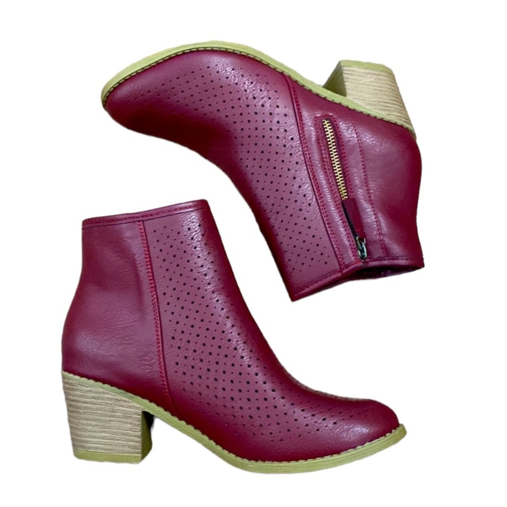 Journee Collection Meleny Bootie